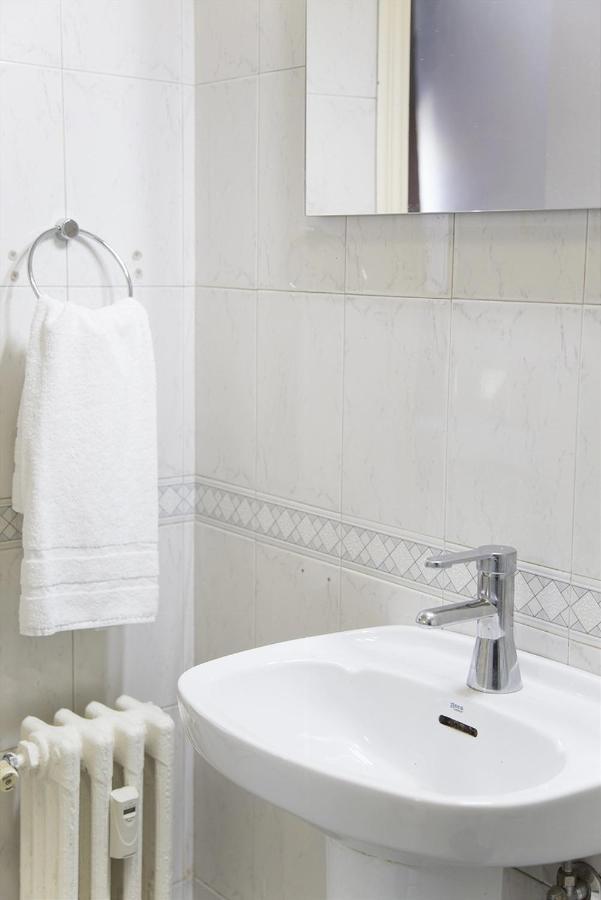 Apartamento En Plaza Callao Madrid Buitenkant foto