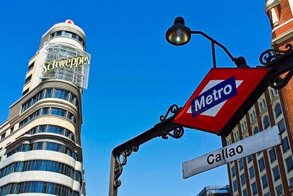 Apartamento En Plaza Callao Madrid Buitenkant foto